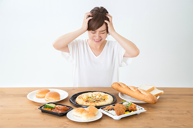 白米食べない糖質制限でニキビや肌荒れ治った？増えた？