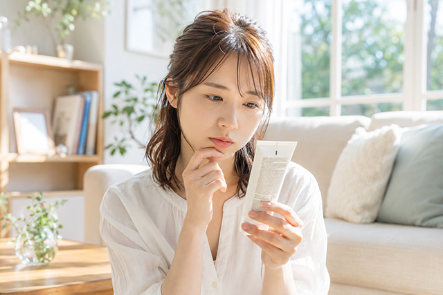 日焼け止めは肌や体に悪い?デメリットやよくない成分は?