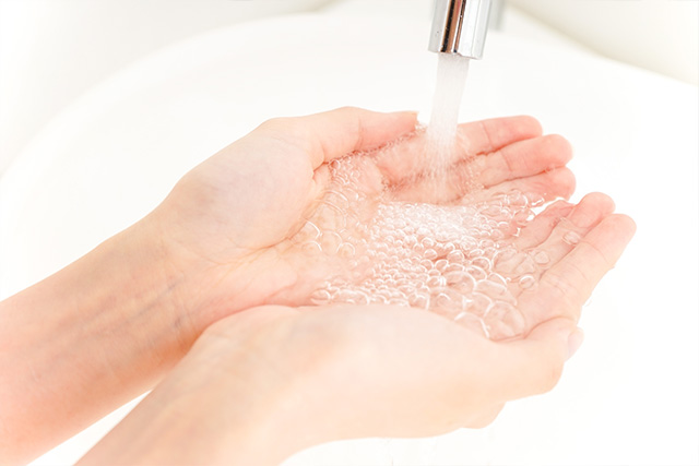 洗顔のすすぎの回数は何回？流す時間はどれくらい？